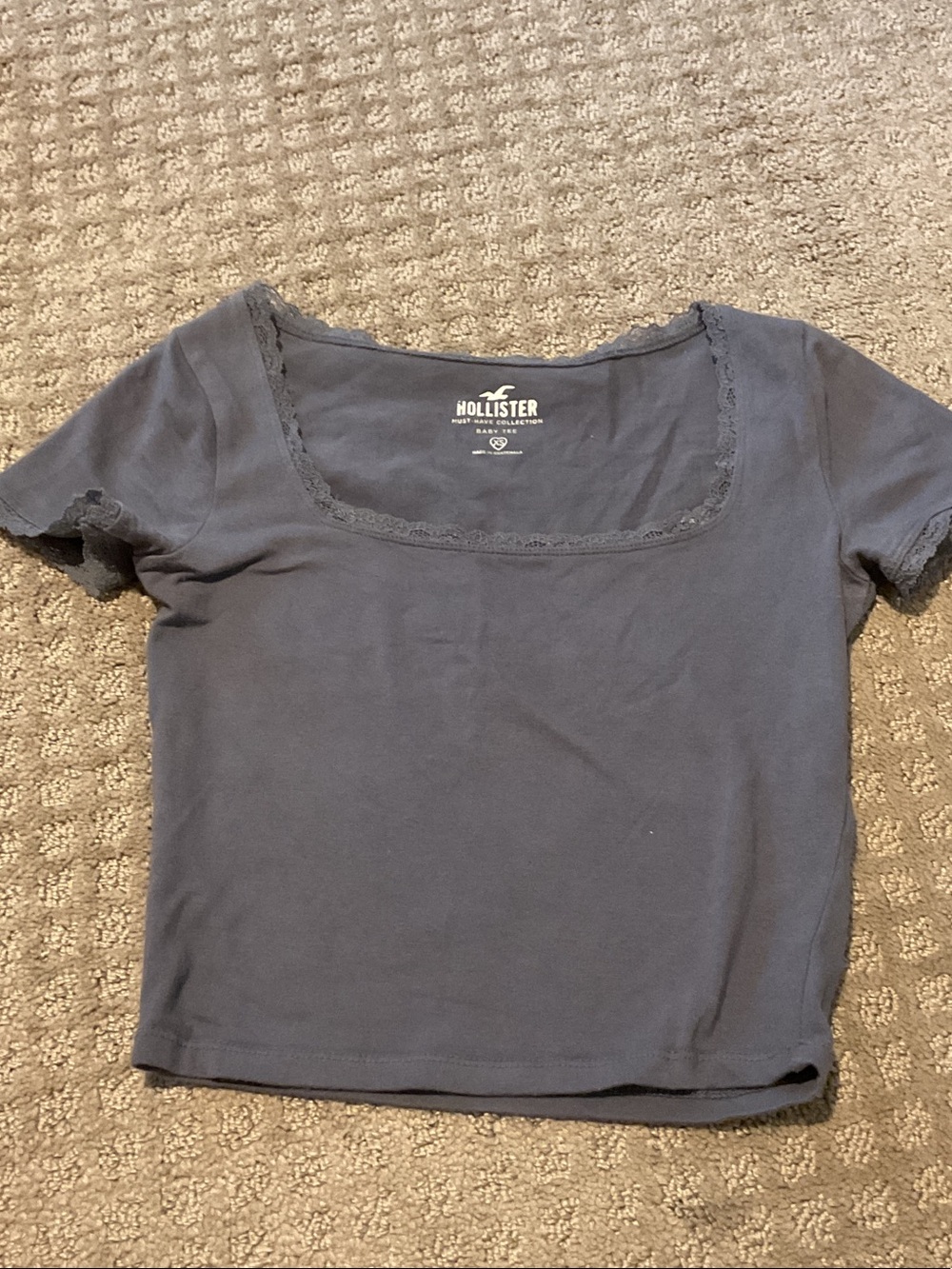 Hollister Short Sleeve Scoop Neck Crop Top with Lace Trim